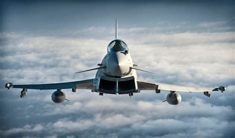 Eurofighter sai da competição para novo caça canadense