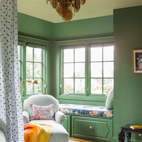 Paint Your Room Green: This Is Why You Won't Regret It | Green room ...