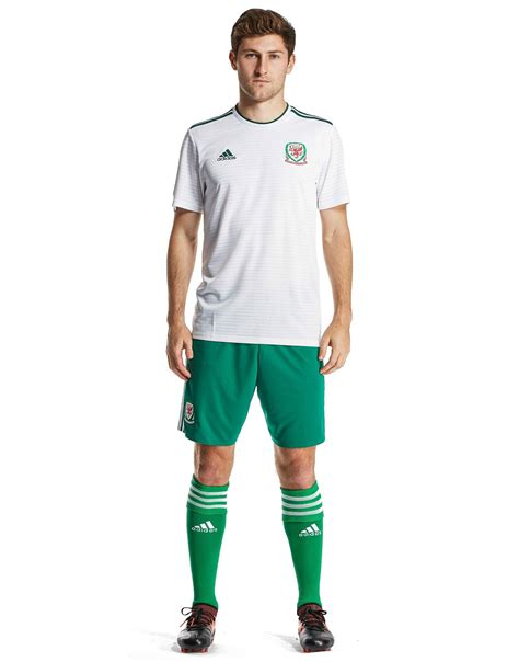 Wales Kit Football : Wales 2018/19 adidas Away Kit - FOOTBALL FASHION ...