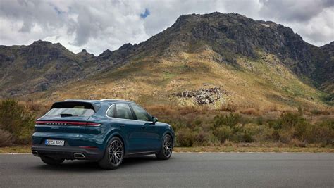 More luxury, more performance: Porsche presents the new Cayenne - Porsche Newsroom