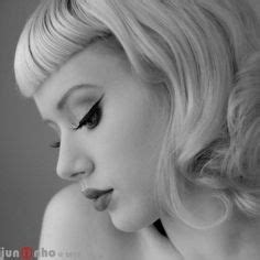 Model Mosh is known for her classic 1940s-inspired makeup that entails defined crease, winged ...