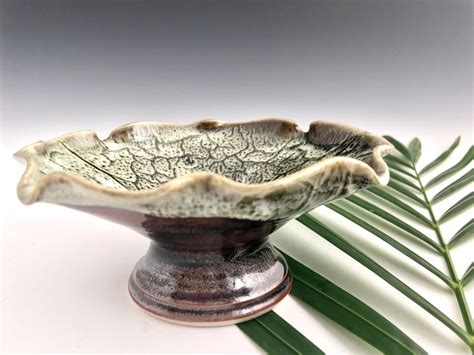 Ikebana with Pin Frog, Japanese Style Flower Arranging Vase, Centerpiece, Porcelain Pottery ...