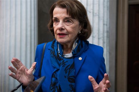 Senator Dianne Feinstein Clashes with Young “Green New Deal” Advocates in Viral Clip | Vanity Fair