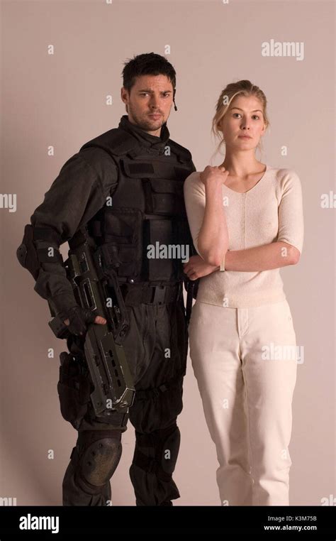 KARL URBAN, DOOM DOOM Rosamund Pike Date : 2005 Photo Stock - Alamy