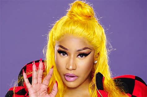 Nicki Minaj ''Barbie Dreams'' Video - XXL