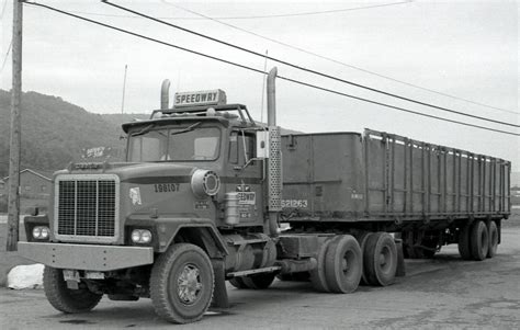 Truckfax: Pacific Trucks - now long gone