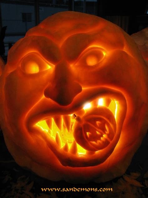 Extreme Pumpkin Carvings - Gallery | eBaum's World