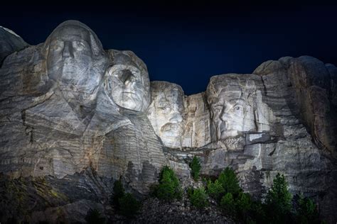 Mount Rushmore at Night | Plan Your Visit Today | Rushmore Express Inn