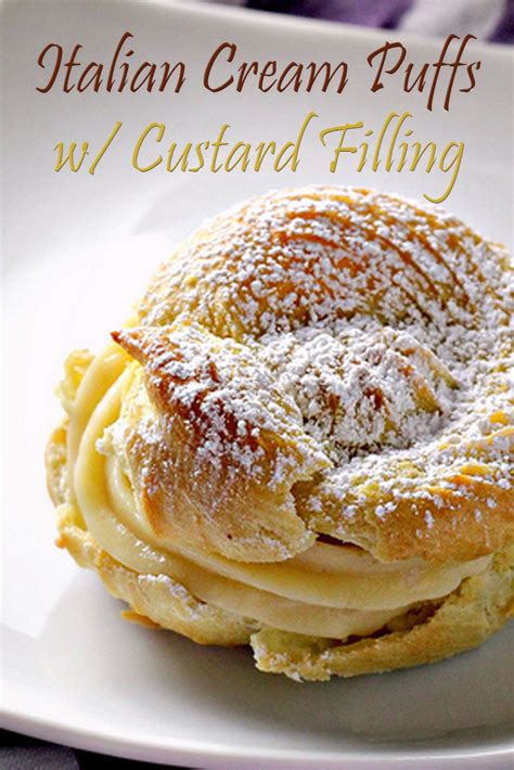 Italian Cream Puffs With Custard Filling