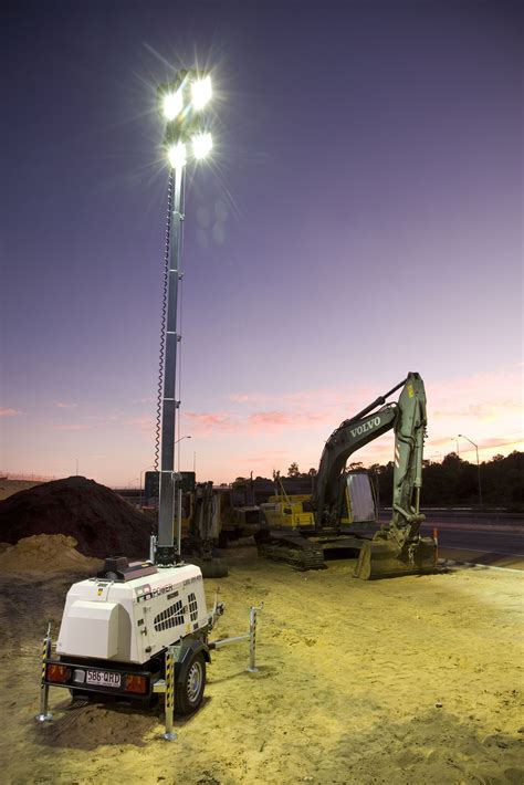 Top 5 best lighting towers to use on a construction site - Flat Pack Houses