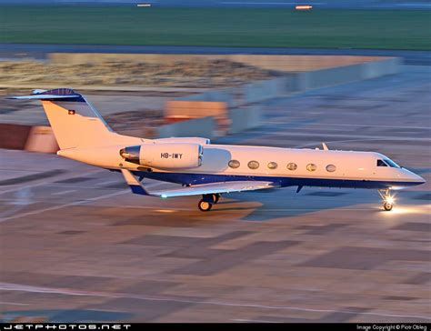 HB-IWY | Gulfstream G-IV | Jets Personales | Piotr Obleg | JetPhotos