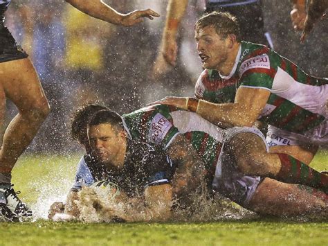 NRL: Sharks take Bunnies for a swim in the deep end | Herald Sun