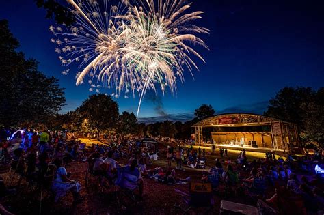 Independence Day fireworks | Free Photo - rawpixel