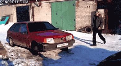 Car-falling-apart GIFs - Get the best GIF on GIPHY