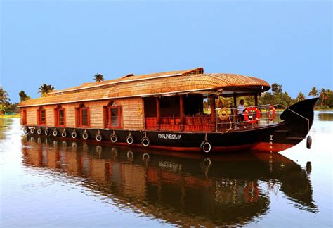 History Of Houseboat - Best Houseboats in Alleppey