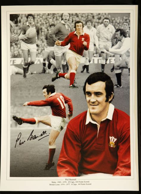 Phil Bennett Signed wales Rugby 12x16 photograph : A