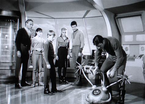 LOST IN SPACE - Behind The Scenes Troubles Of The 60's Series - Warped Factor - Words in the Key ...