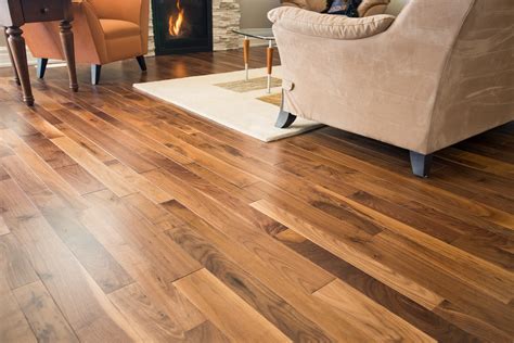 Walnut, Natural - BreezeWood Floors