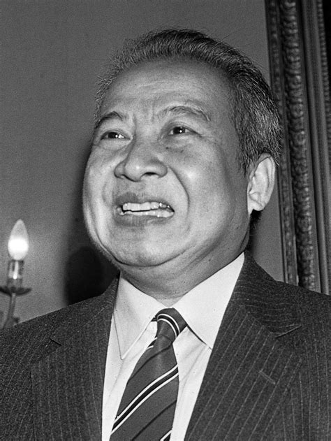 Norodom Sihanouk - Wikipedia