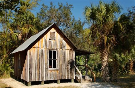 Damkholer cottage, a typical Cracker cabin in Koreshan State Historic ...