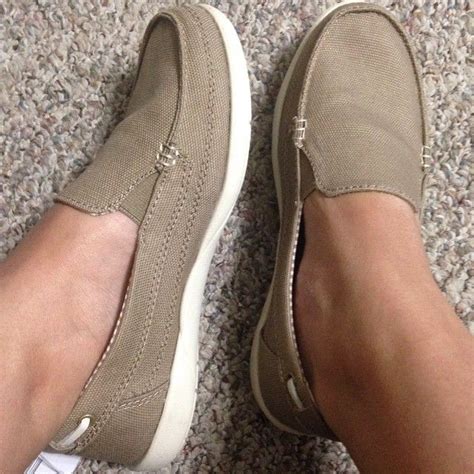 Women's Crocs Walu Canvas Loafer Khaki/Stucco | Shoe Carnival | Women's ...