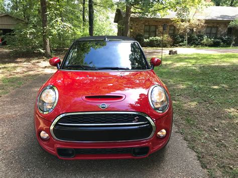 2019 Red Minicooper S convertible - North American Motoring