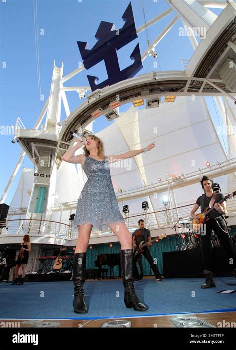 Country superstar Taylor Swift performs live in concert for a huge ...