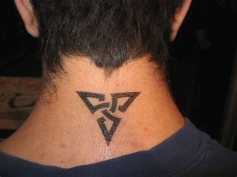 24 Excellent Small Neck Tattoos For Guys Styleoholic - Free Tattoo Ideas