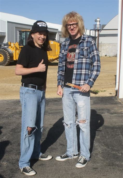 Wayne and Garth (Wayne's World) cosplay. This is hilariously awesome. Love it. Best Halloween ...