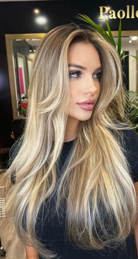 30+ Hair Colour Trends To Try in 2023 : Iced Blonde with Curtain Bangs