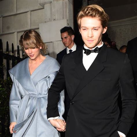 Taylor Swift and her Boyfriend Joe Alwyn Engagement Might Be Sooner Than We Thought | Glamour Fame