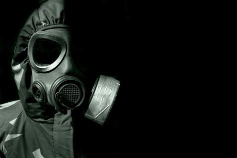 Gas Mask Wallpaper and Background Image | 1698x1131 | ID:178609