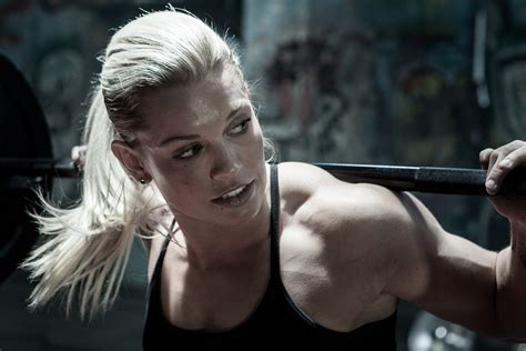 Rod Mclean – Photography – Female Crossfit Athlete lifting weights ...