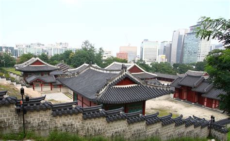 Gyeonghuigung Palace & getting there - KoreaToDo