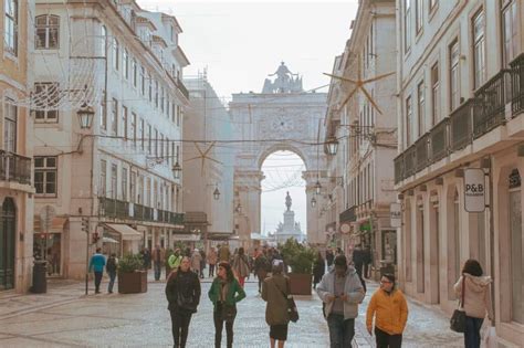 A quick guide to Lisbon's architecture - Discover Walks Lisbon