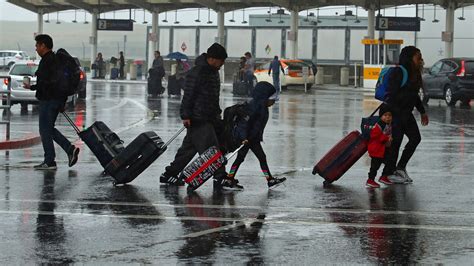 Oakland Airport parking reservations system gets upgrade