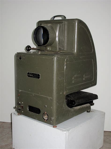 Vintage WWII Army Air Corps Opaque Projector