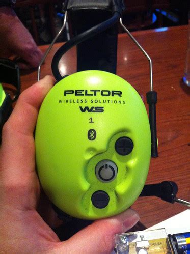 @botdriver's Noise cancelling headset | Jeff Keyzer | Flickr