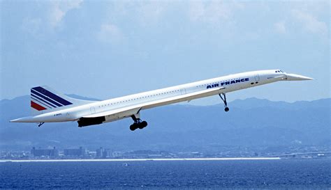 File:Concorde 1 94-9-5 kix (cropped).jpg - Wikimedia Commons