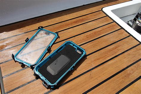 Best waterproof phone cases: 7 models face the ultimate salt water test ...