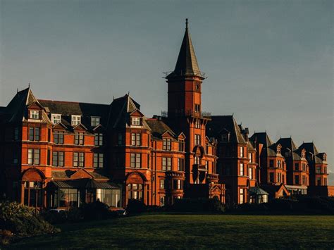 Slieve Donard Wedding venue | Bridebook