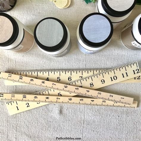 there are several different types of sewing threads next to a measuring tape