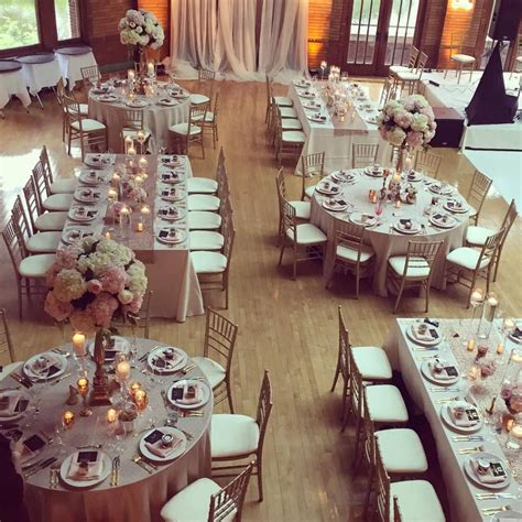 Café Brauer Wedding | Table arrangements wedding, Wedding reception tables layout, Round wedding ...