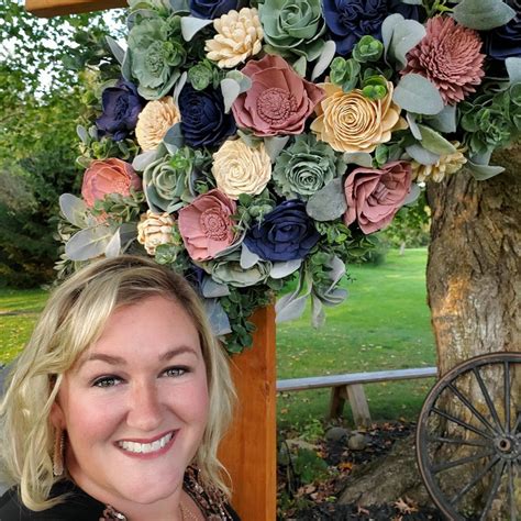 Knotty Totty's Designs - Wood Flower Florist