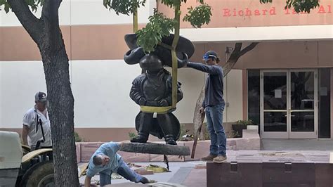 UNLV Removes Mascot Statue Over Confederate Ties, School Nickname Next?