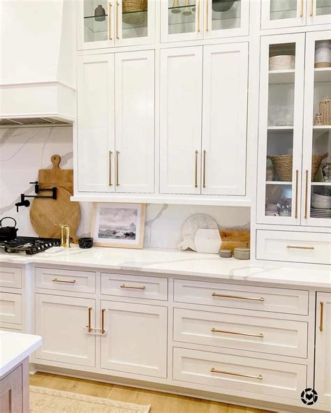 White Shaker Kitchen Cabinet With Gold Hardware Ideas - Soul & Lane