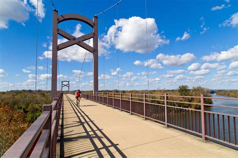 The Cumberland River Pedestrian Bridge - Google Search | Cumberland river, Weekend in nashville ...