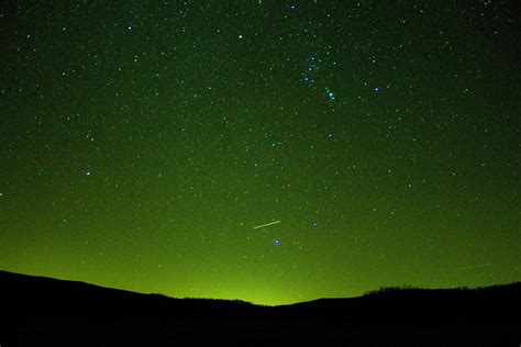 Green Night Sky with Stars at Hogback Prairie State Natural Area, Wisconsin image - Free stock ...