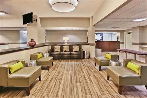 La Quinta Inn & Suites by Wyndham Charleston Riverview, Charleston, SC ...