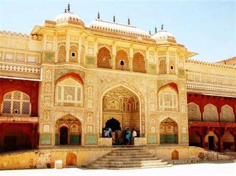 20 Most Famous Historical Places In Rajasthan | TravelTriangle